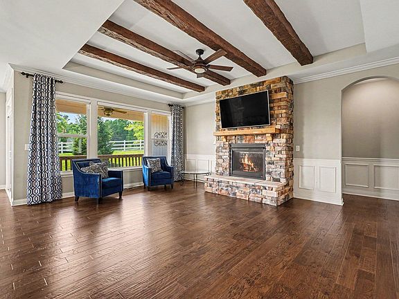 5th image of 11937 Cloverbrook Dr