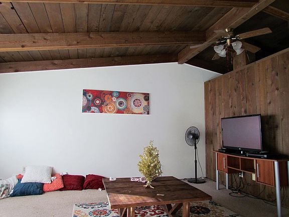 2nd image of 2134 La Mar Ave