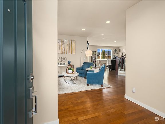 2nd image of 34126 SE Ash Street