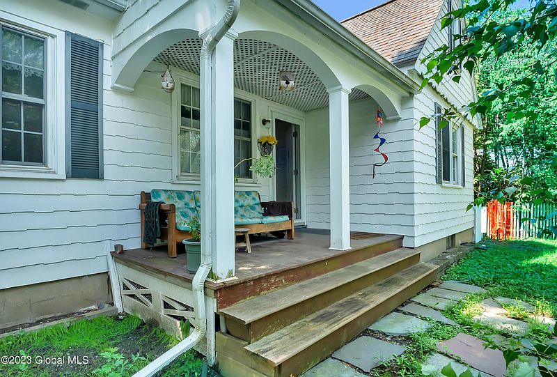 3rd image of 1832 Providence Avenue
