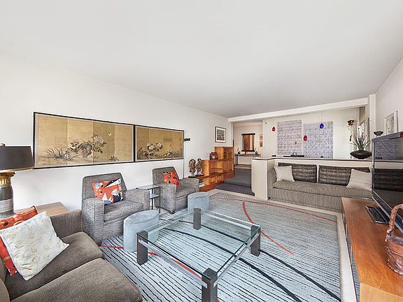 2nd image of 36 E 56th St #14A