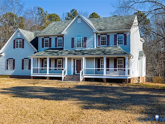 3rd image of 14331 Woodland Hill Dr