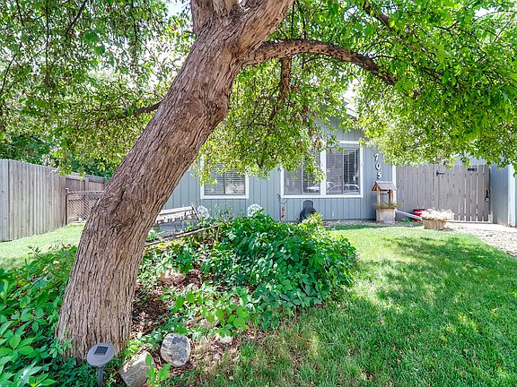 2nd image of 705 Eldora Pl