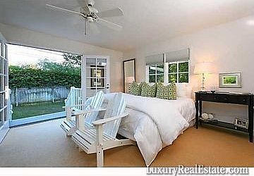 4th image of 1045 Moana Dr