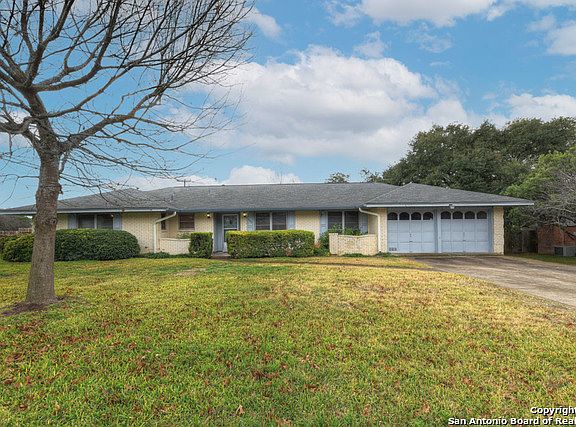 2nd image of 902 Haltown Dr