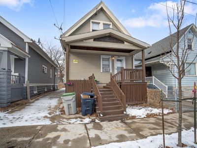 1423 S Comstock AVENUE, Milwaukee, WI, 53204