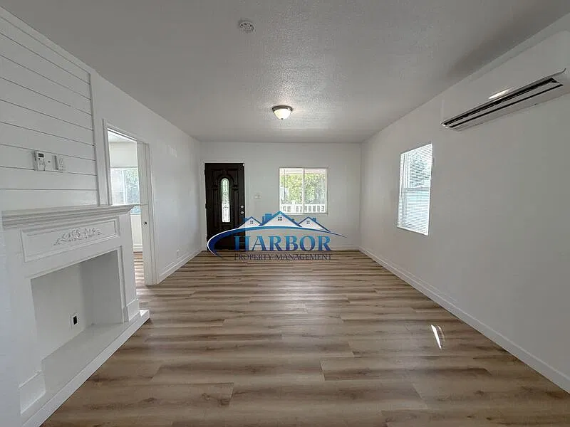 2 bed, 1.0 bath, 816 sqft, $2,895 — Photo 2
