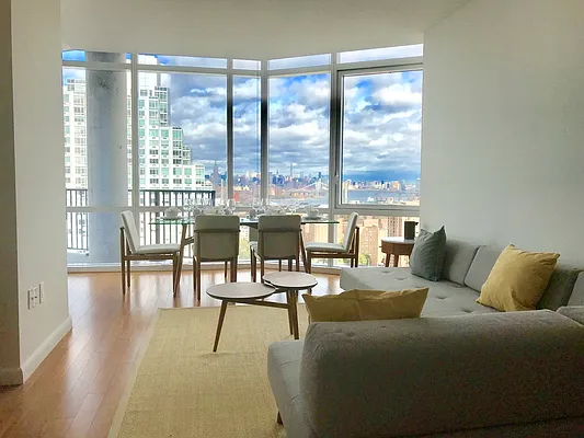 Rented by The Dermot Realty Management Company | media 27