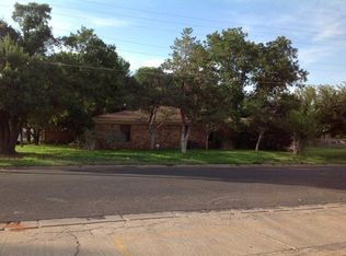 902 N Main St, Andrews, TX 79714