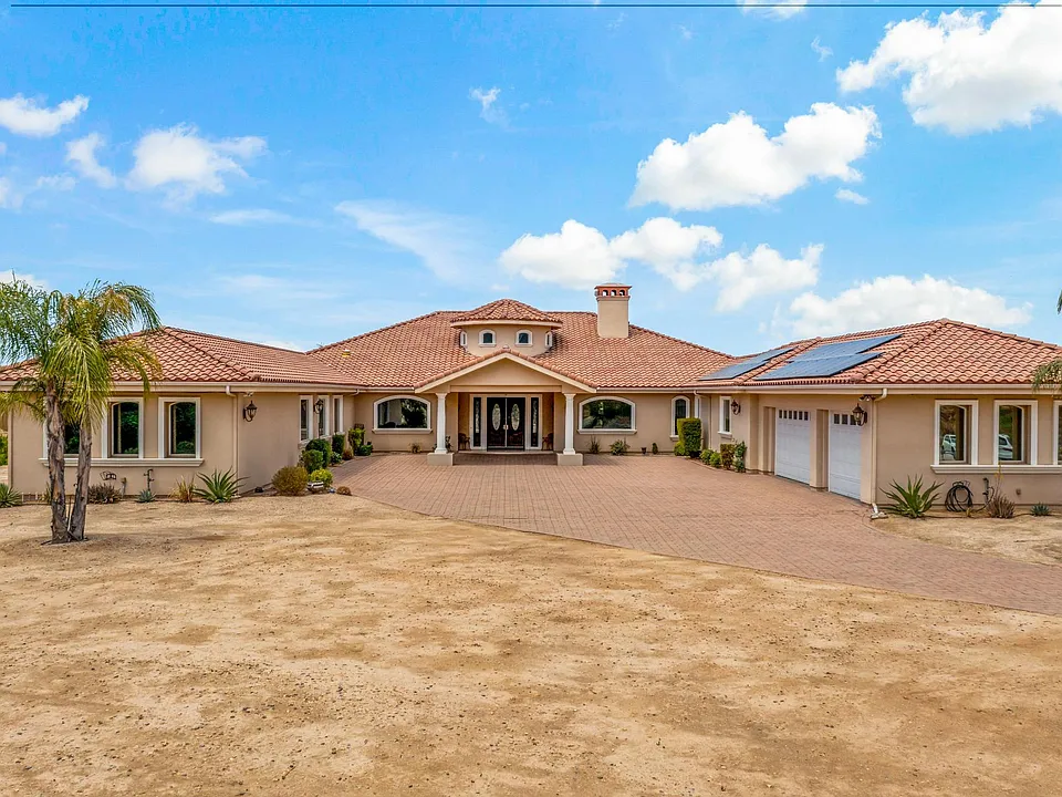 40520 Deportola Rd
