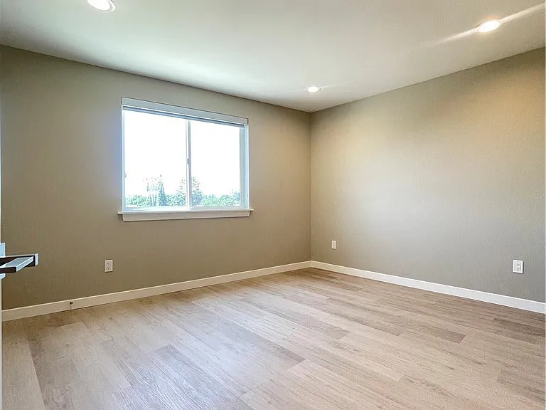 4251 E Live Oak Ave #8 — Photo 24