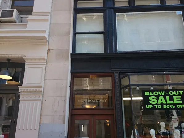 652 Broadway