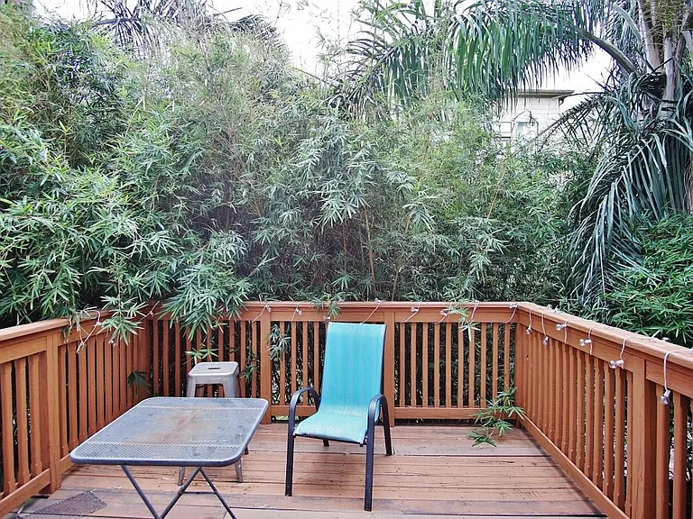 818 Lester St — Photo 21