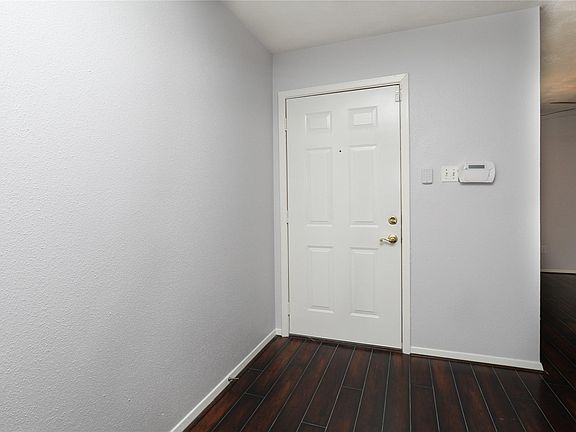 5th image of 2703 Heritage Colony Dr