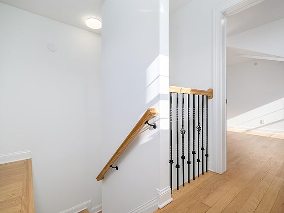 2nd image of 159 Grove St #C