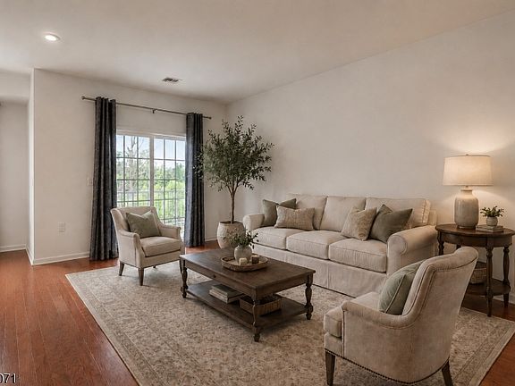 3rd image of 310 Waterview Ct #310