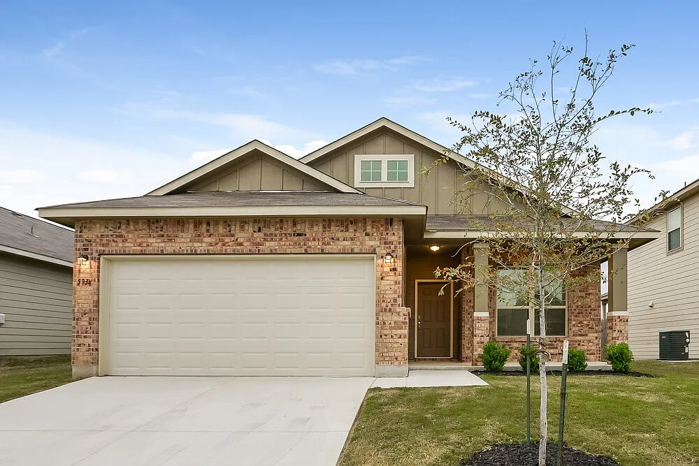 3 bed, 2.0 bath, 1600 sqft, $1,710 — Photo 1