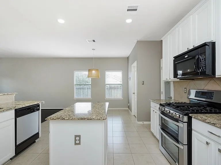 602 Blue Oasis Ct — Photo 13