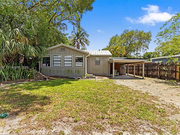 2nd image of 1730 SW 21st St