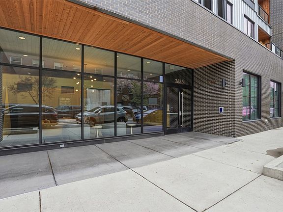 5th image of 2635 Penn Ave #212