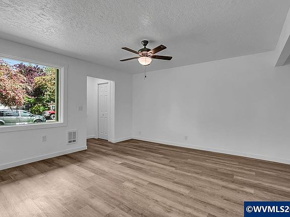 5th image of 370 NW Yamhill St