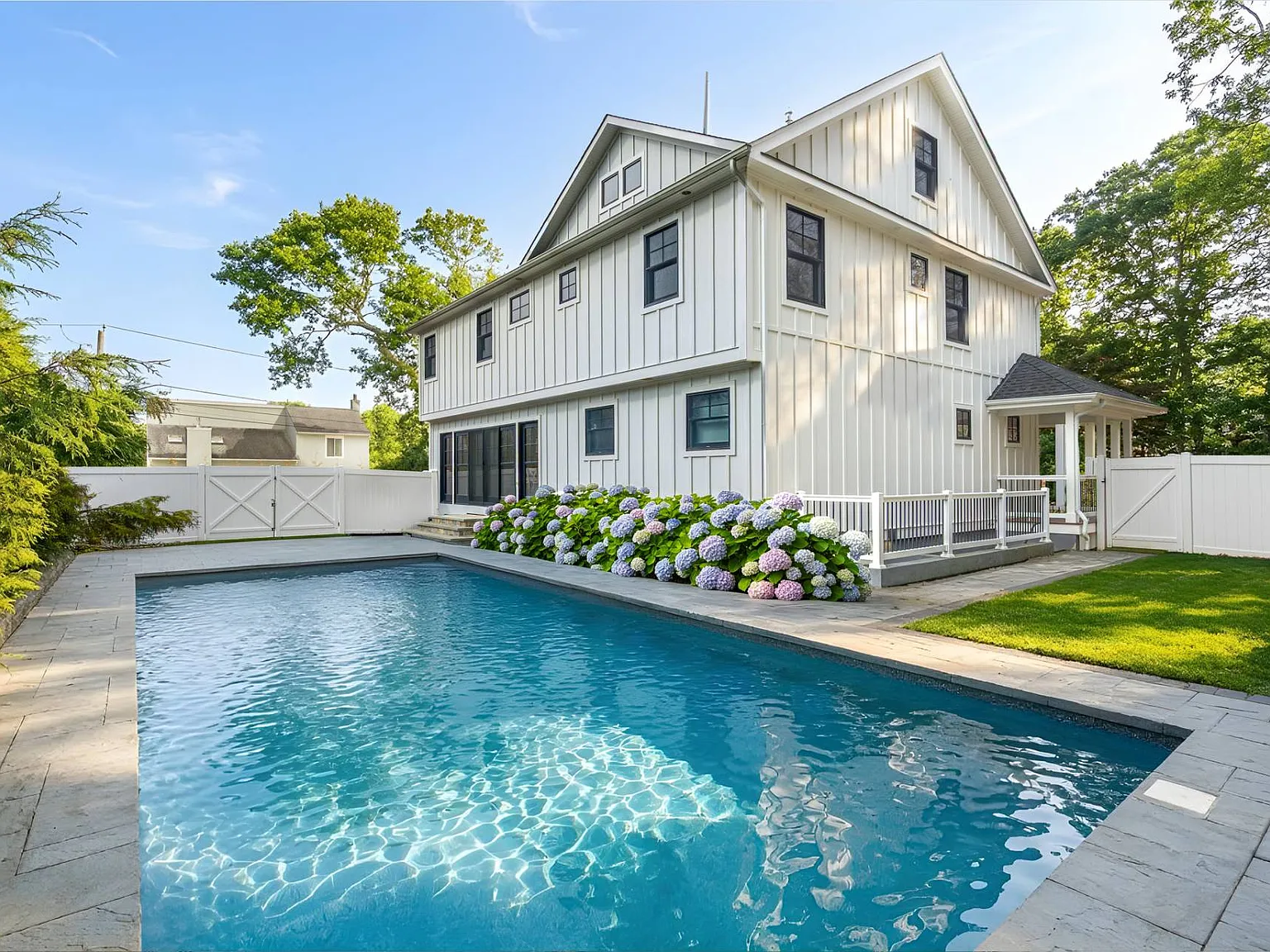 Your Hamptons Summer Escape with Pool & Theater — Photo 3