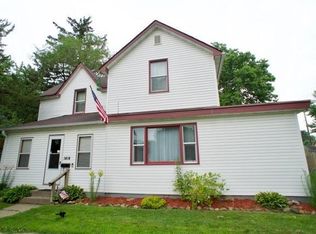 1414 Tainter St, Menomonie, WI 54751