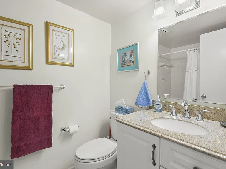 4 Dudley Ct #2 — Photo 30