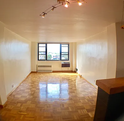 Sold by Nest Seekers International | media 5