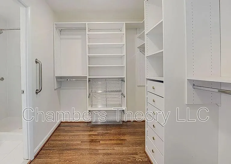 4216 Worcester Dr — Photo 17
