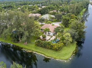5843 NW 91st Ave, Pompano Beach, FL 33067