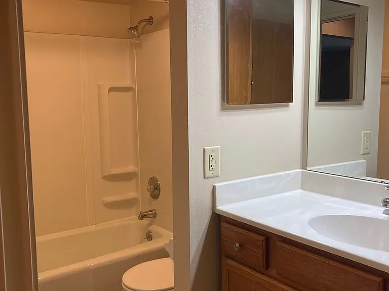 417 & 421 N Elizabeth Ave — Photo 20