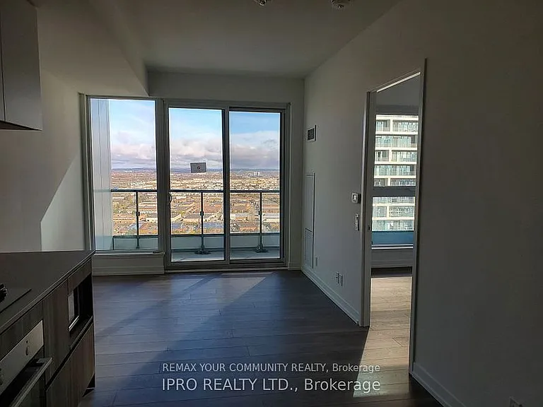 5 Buttermill Ave #4111 — Photo 11