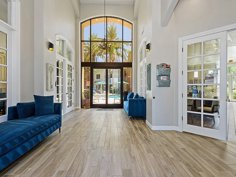 Cambria — Photo 25