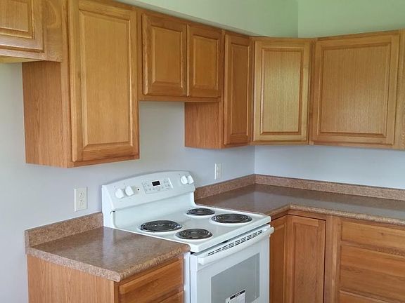 3rd image of 1707 S 41st St