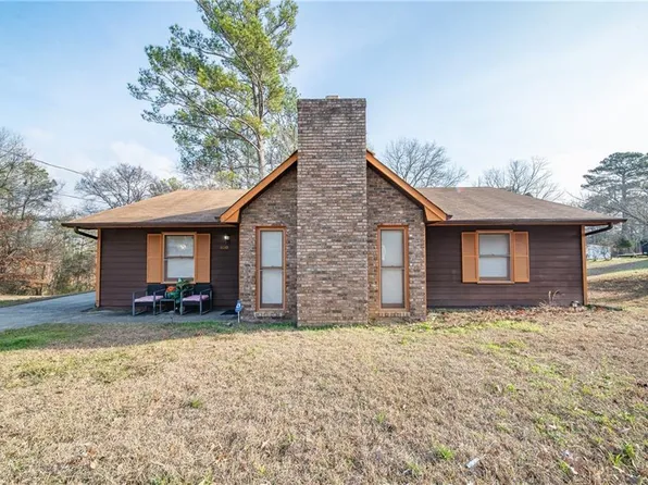 1110 16th Ct S, Phenix City, AL 36869