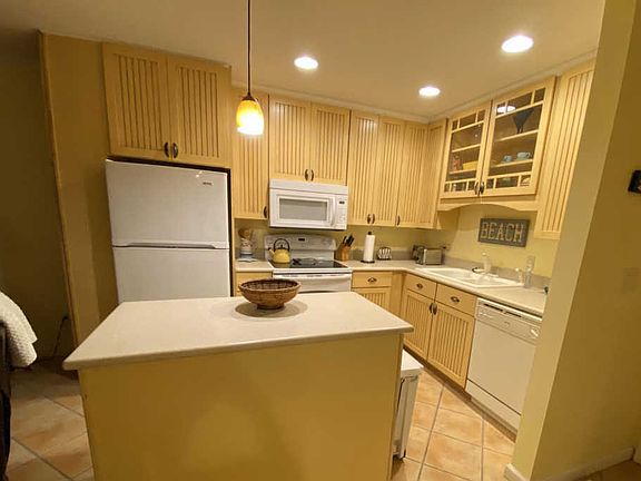 3rd image of 2400 S Ocean Dr #1131
