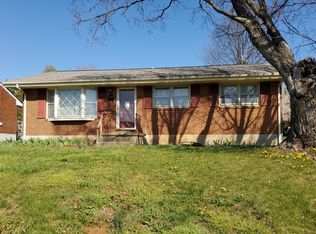 3306 Maplelawn Ave NW, Roanoke, VA 24012