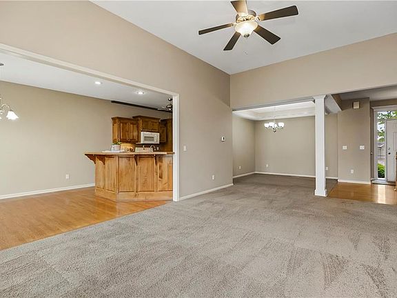 5th image of 1105 NW 108th Ct