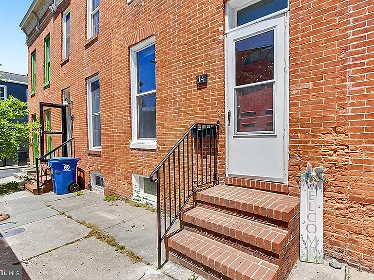 14 Poultney St — Photo 2