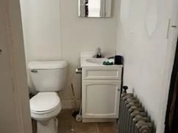 5310 W Beloit Rd #10, Milwaukee, WI 53214