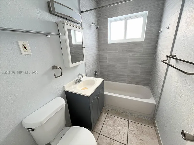 350 75th St #202 — Photo 11