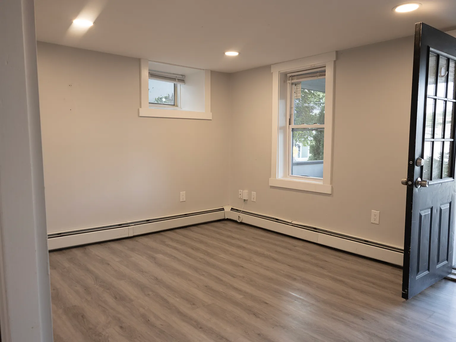 2 bed, 600 sqft, $1,600 — Photo 4