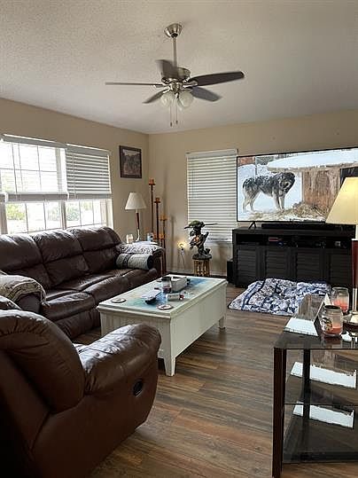 2nd image of 63 Mandevilla Ln