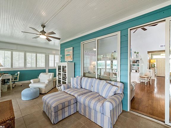 4th image of 30976 Peninsula Dr