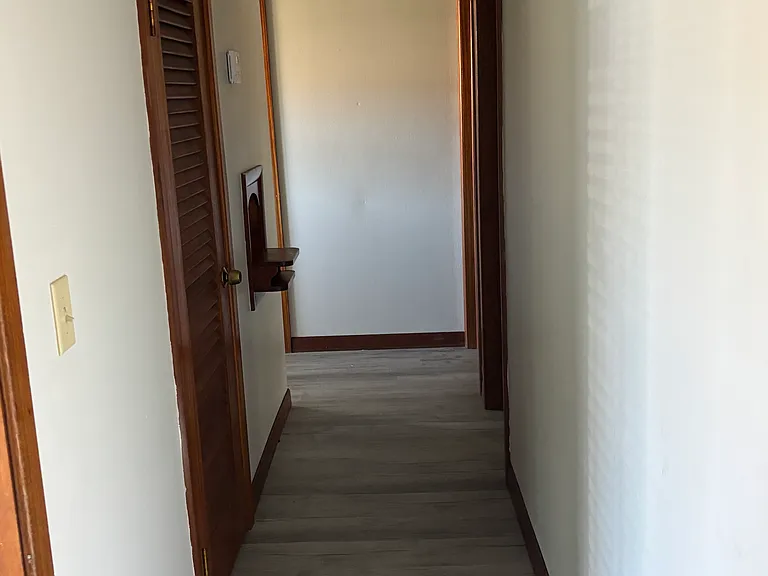 829 Olmstead Dr — Photo 9