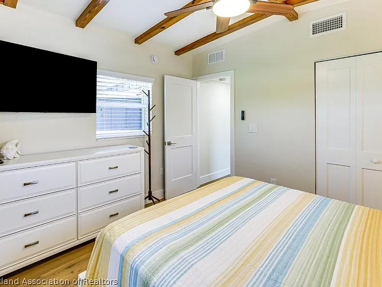 1216 Lake Clay Dr — Photo 18