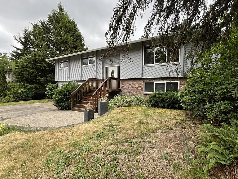 17688 NW Dogwood Ct — Photo 2
