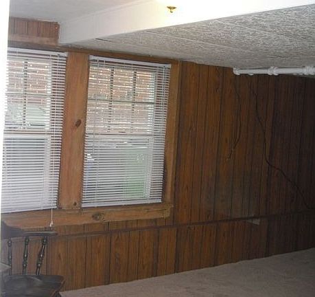 Large Bedroom Room for King Bed +