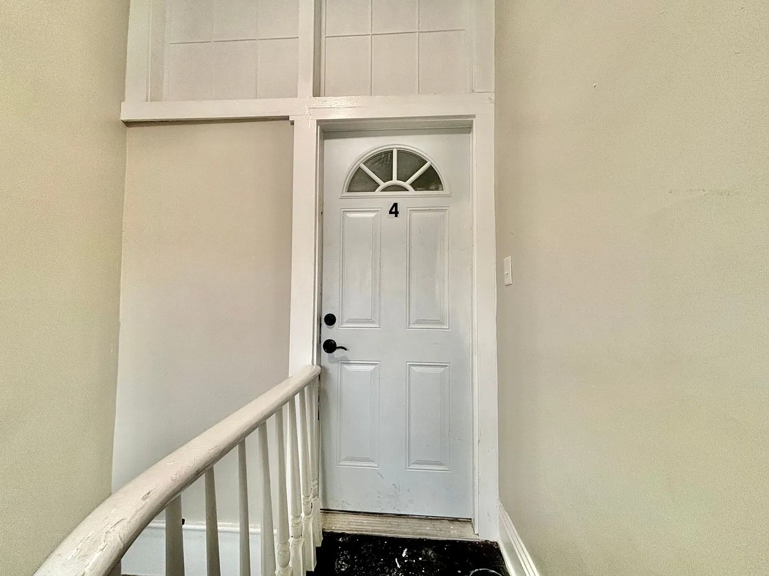 Shelby Park - Updated 1 Bedroom 1 Bath Apartment — Photo 3